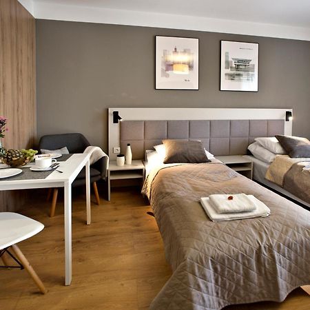 ורשה Wolska Residence Serviced Apartments מראה חיצוני תמונה