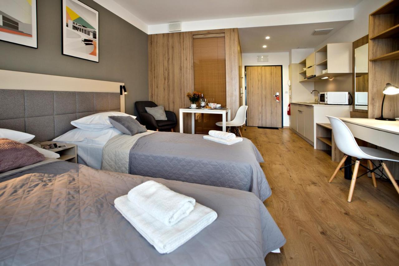 ורשה Wolska Residence Serviced Apartments מראה חיצוני תמונה