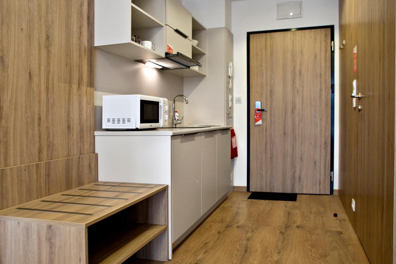 ורשה Wolska Residence Serviced Apartments מראה חיצוני תמונה