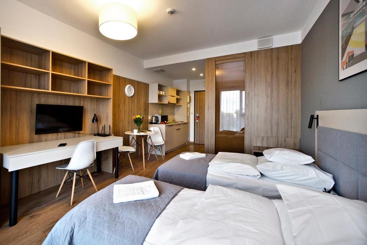 ורשה Wolska Residence Serviced Apartments מראה חיצוני תמונה