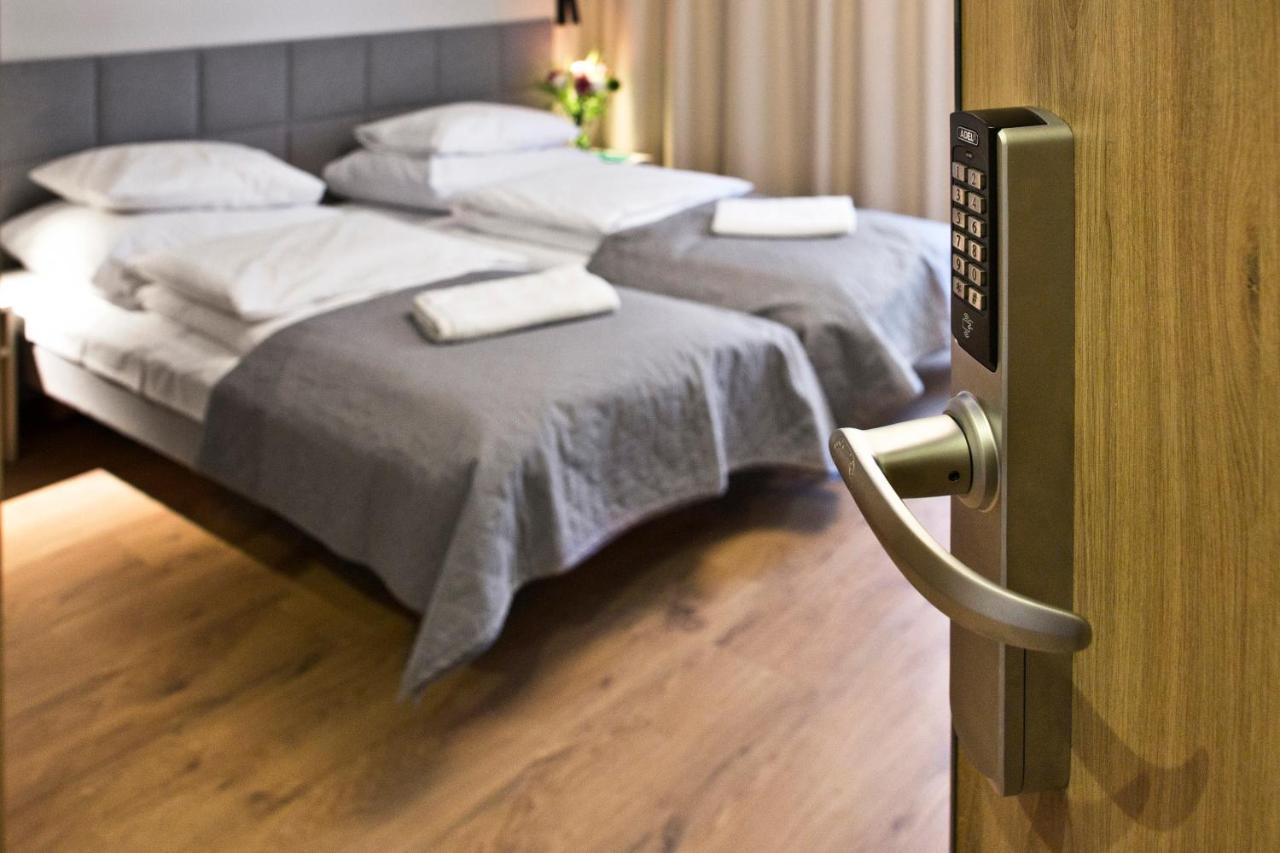 ורשה Wolska Residence Serviced Apartments מראה חיצוני תמונה